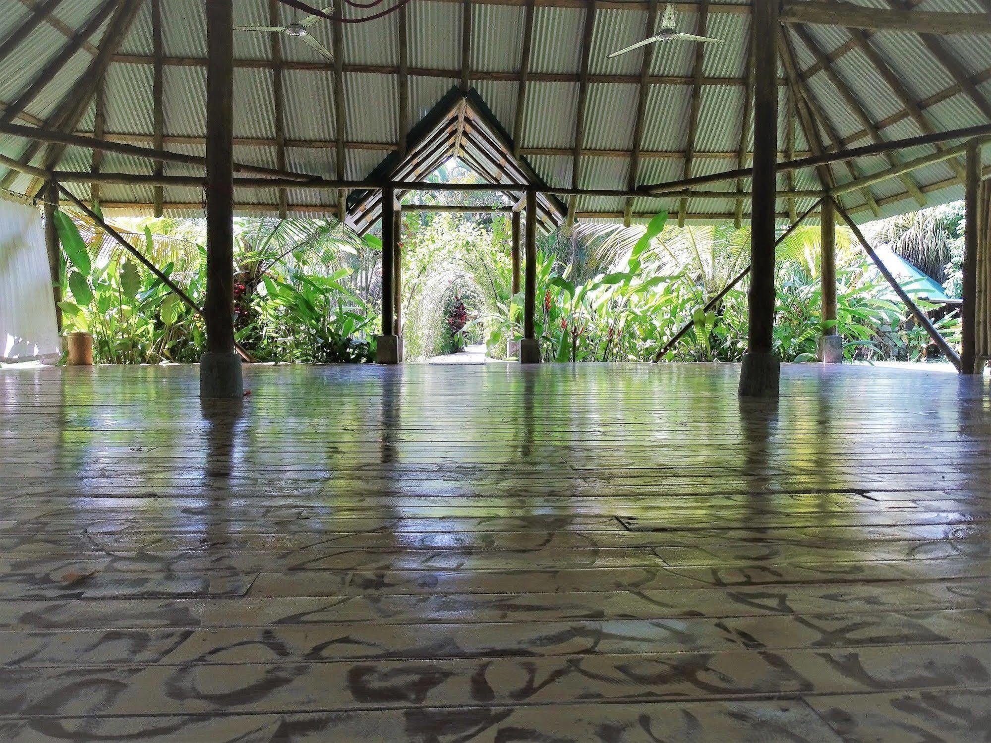 Indigo Yoga Surf Resort Malpais Buitenkant foto
